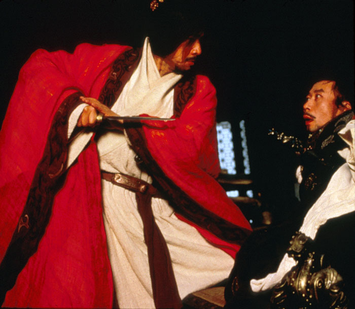 Zhang Fengyi as Jing Ke and Li Xuejian as Emperor Ying Zheng